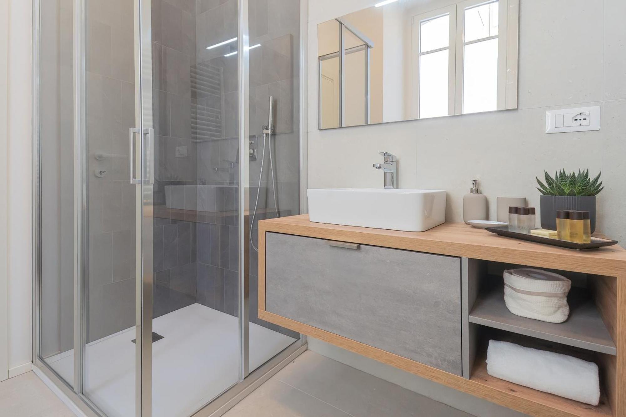 Manaraquattro - Apartament In Como Near The Center With Free Parking - Lake Côme Esterno foto